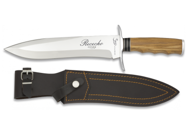 Cuchillo de Rececho y Remate con Mango de Olivo