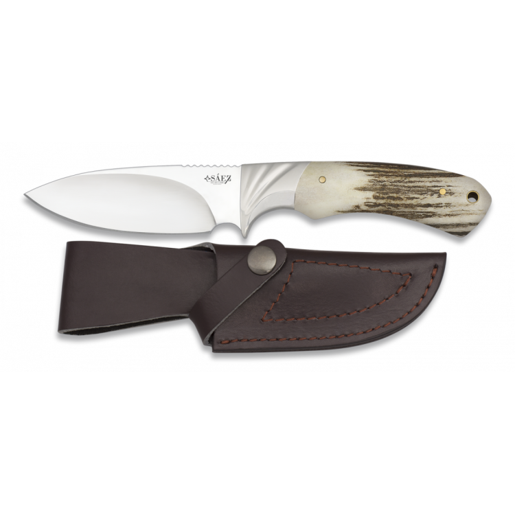 Cuchillo para Desollar con Mango de Ciervo