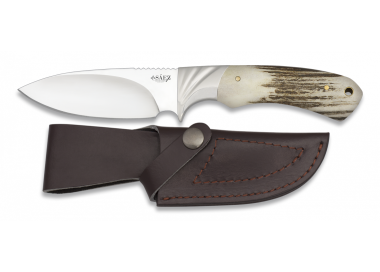 Cuchillo para Desollar con Mango de Ciervo